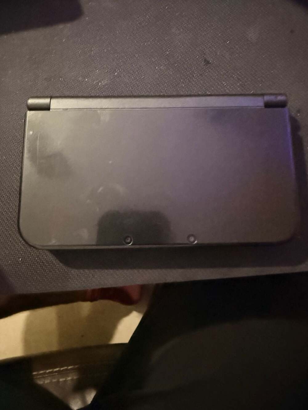 New Nintendo 3DS XL Console - Black comes with 2 games and case and charger